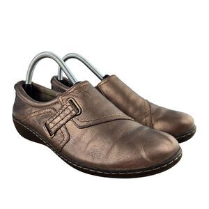 Clarks Ashland Blush 26101709 Womens 8.5 M Rose Gold Leather Slip Round Toe Shoe